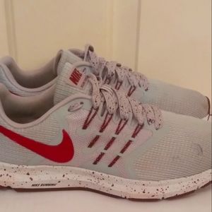 Nike Run Swift SE Women's Running Shoes